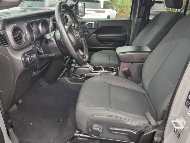 Certified 2022 Jeep Gladiator Sport AWD/4WD image 15