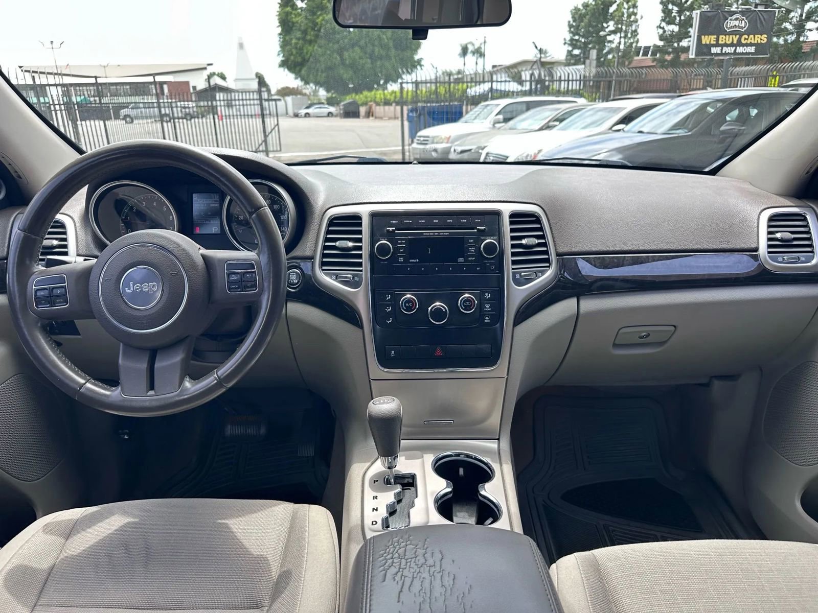 Used 2012 Jeep Grand Cherokee Laredo w/ Laredo E Group image 54