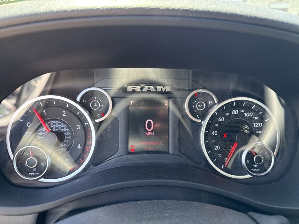 New 2026 RAM 2500 Tradesman AWD/4WD image 13