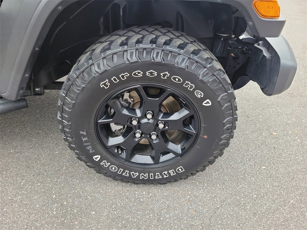 Used 2020 Jeep Wrangler Sport image 6