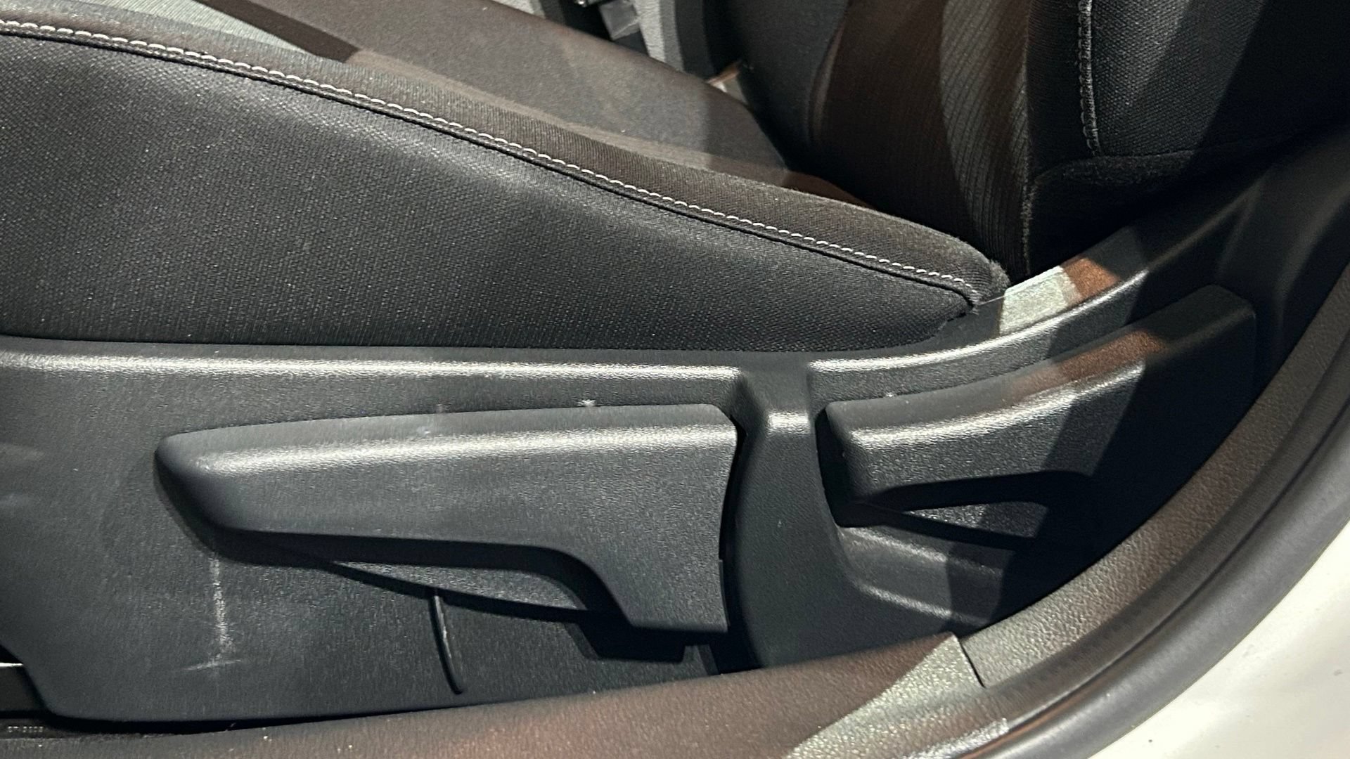 Used 2021 Nissan Sentra SV FWD image 31