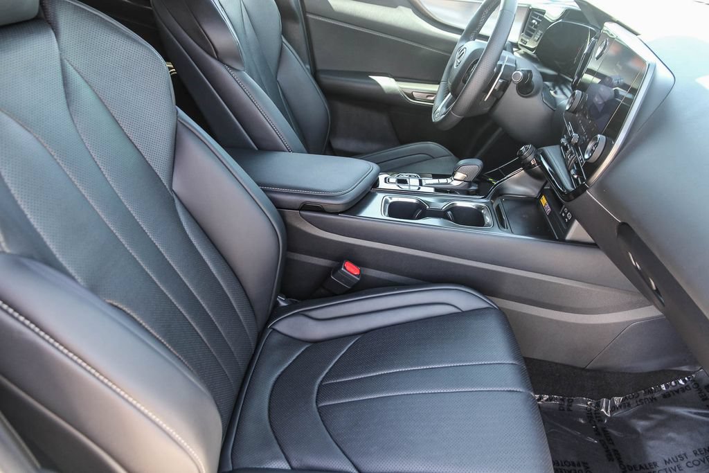 Certified 2025 Lexus NX 350 F Sport AWD/4WD image 18