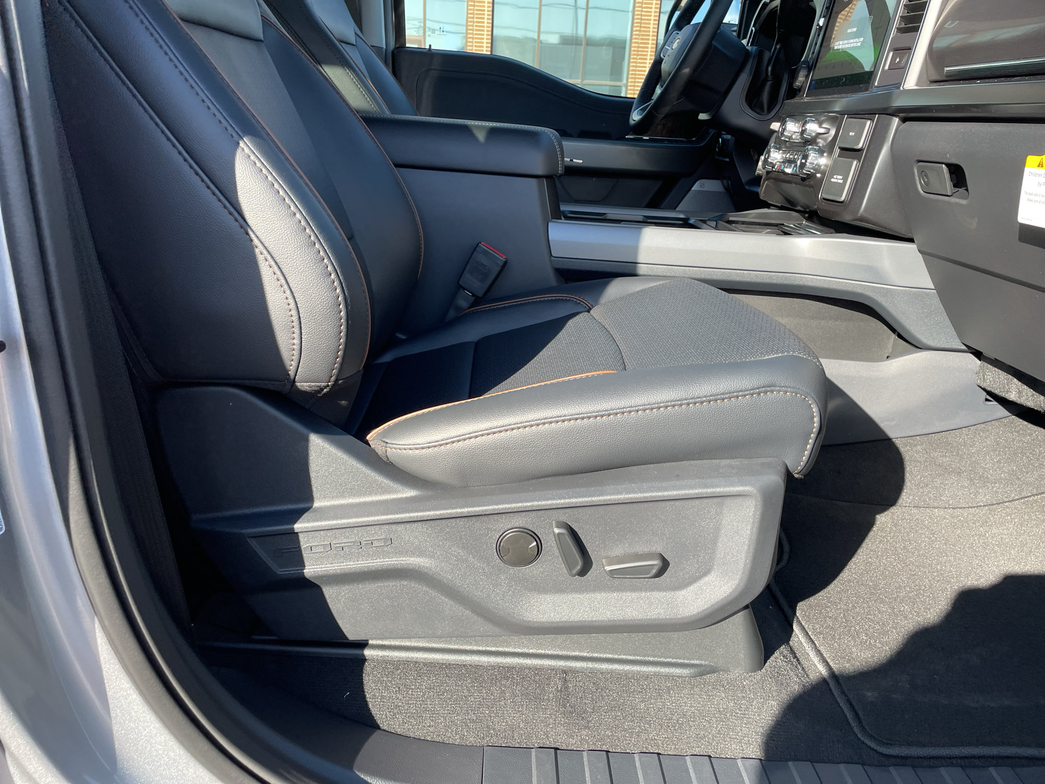 New 2027 Ford F350 Lariat AWD/4WD image 32