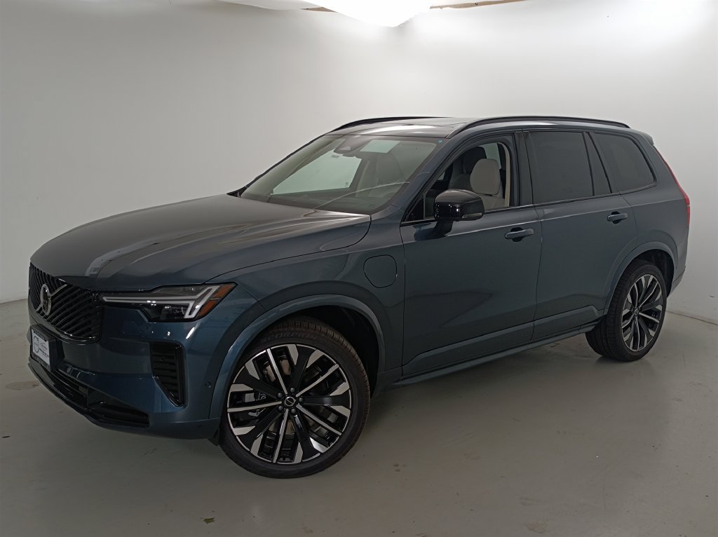 New 2027 Volvo XC90 T8 Ultra AWD/4WD image 3