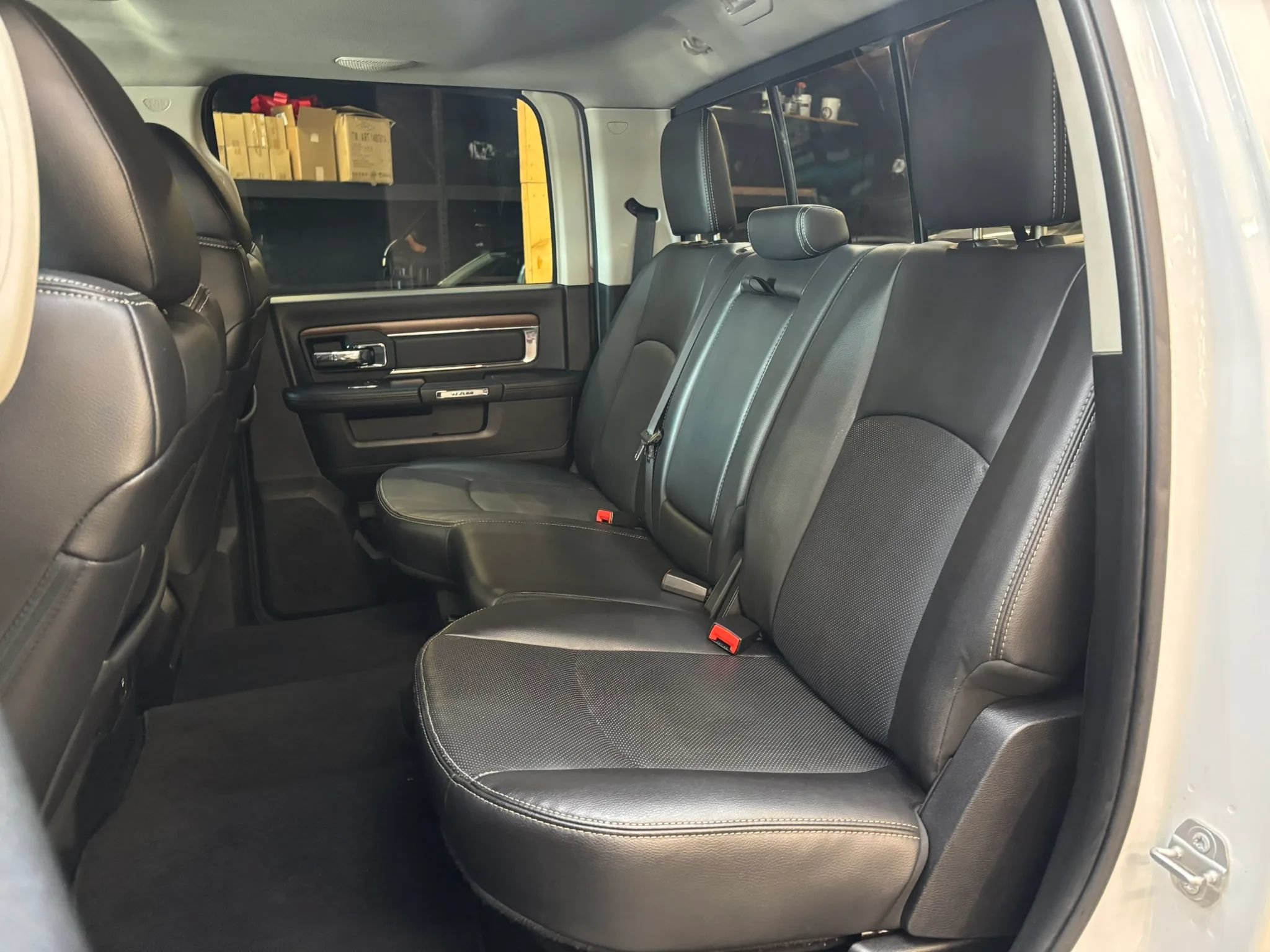 Used 2016 RAM 2500 Laramie w/ Protection Group AWD/4WD image 10