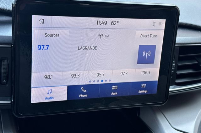 Used 2024 Ford Explorer XLT w/ Equipment Group 202A image 21