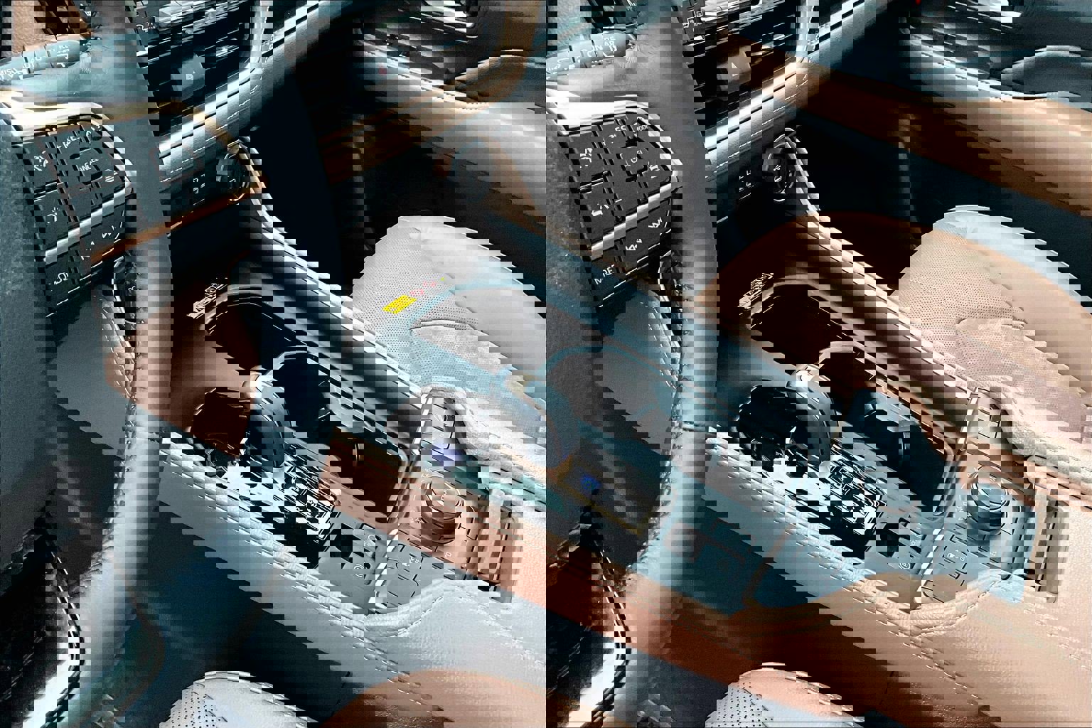 Used 2024 Toyota Grand Highlander AWD Hybrid image 16