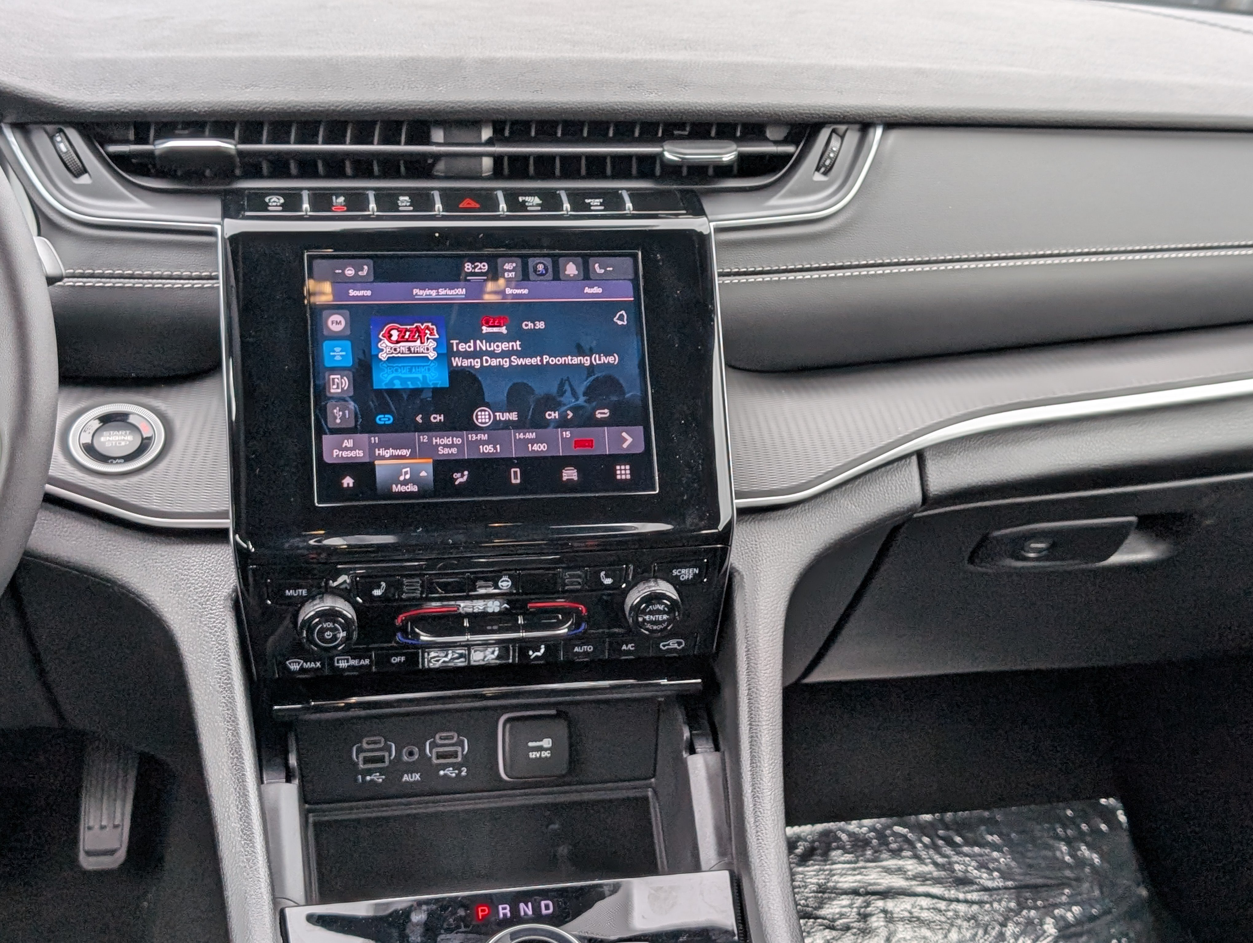 New 2025 Jeep Grand Cherokee Altitude AWD/4WD image 16