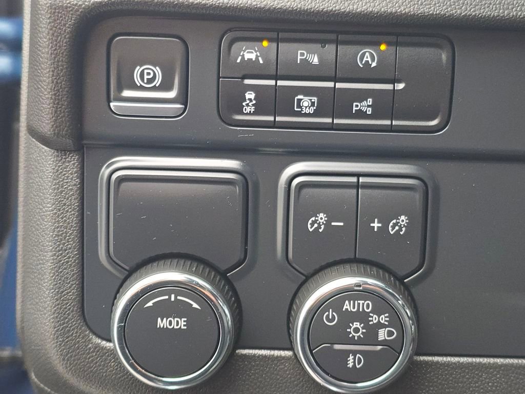 Used 2025 Chevrolet Tahoe Premier image 31