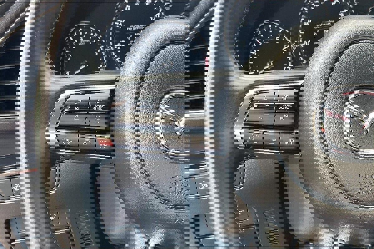 Used 2024 MAZDA MAZDA3 s image 16