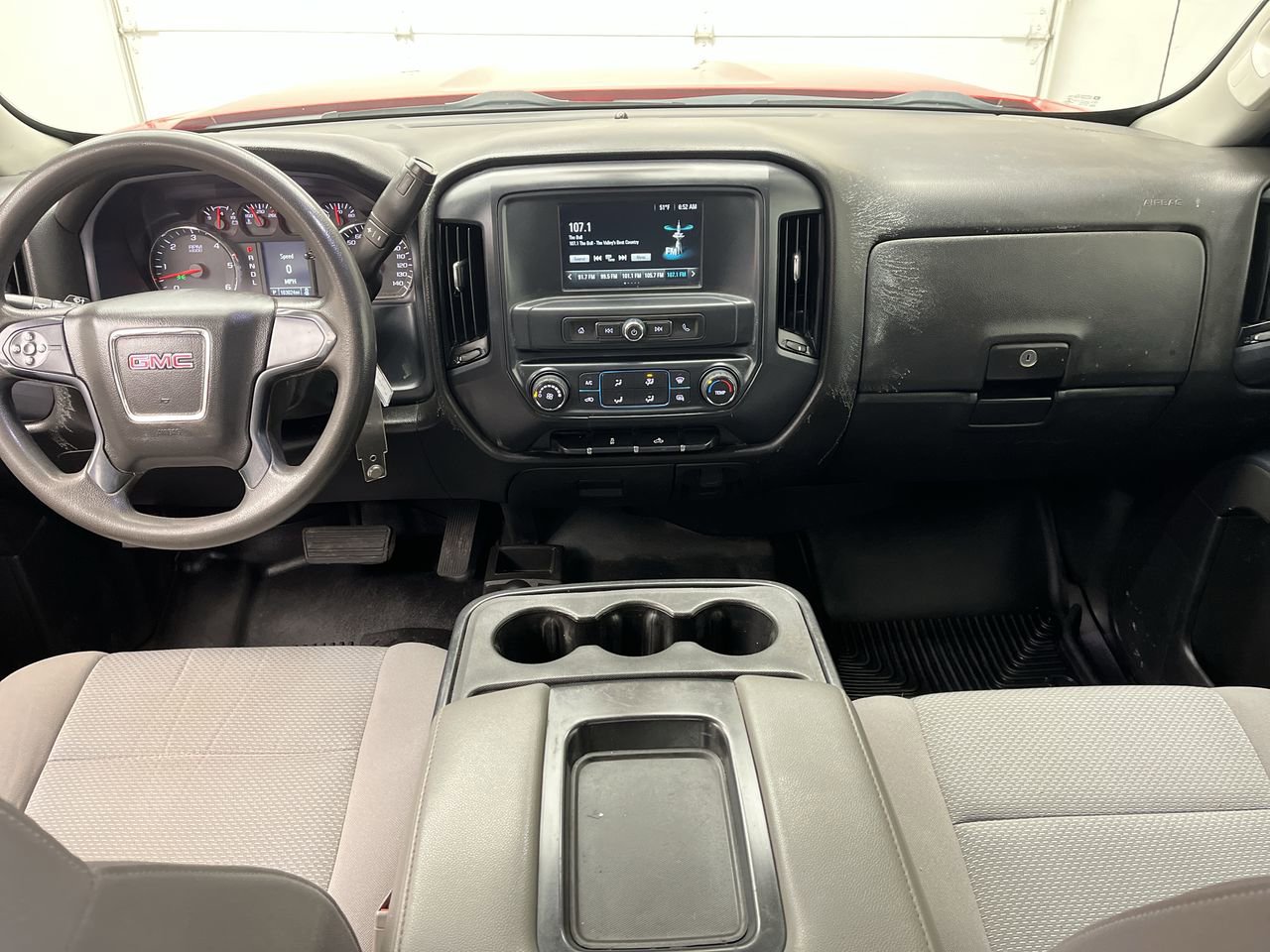 Used 2018 GMC Sierra 1500 4x4 Double Cab w/ Sierra Convenience Package image 4