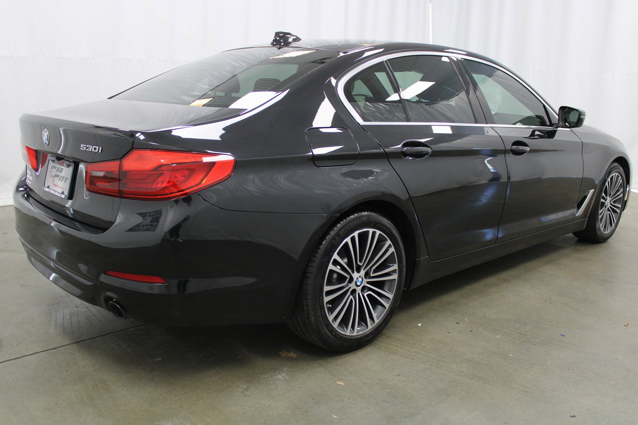 Used 2019 BMW 530i w/ Convenience Package image 6