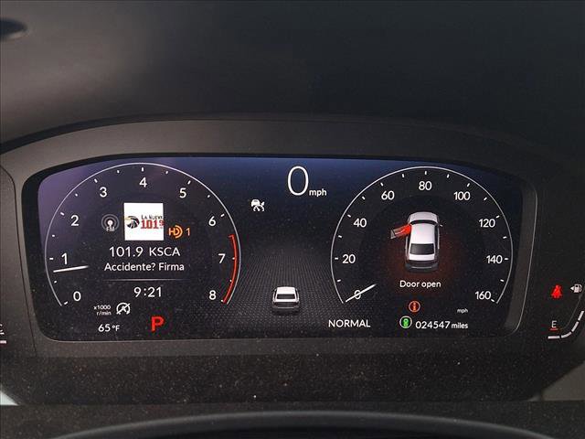 Used 2022 Honda Civic Touring image 11