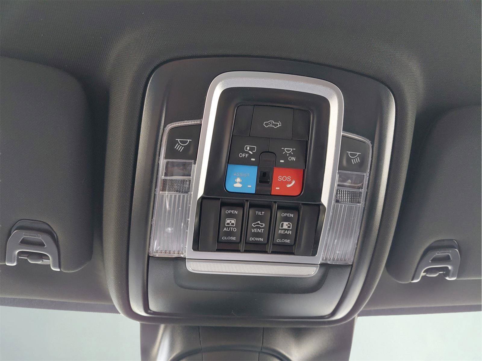 New 2026 RAM 2500 Limited image 36