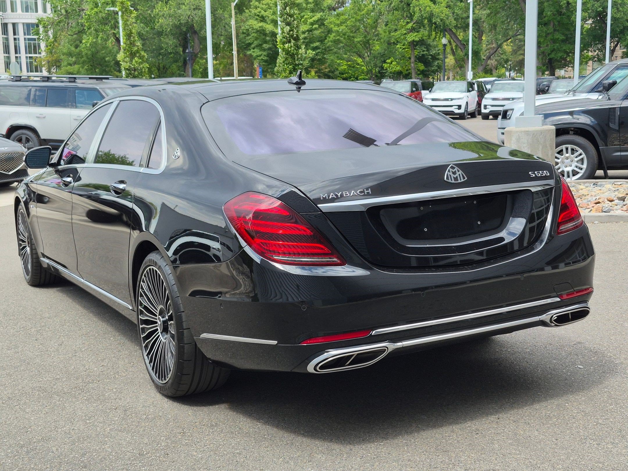 Used 2018 Mercedes-Benz Maybach S 650 image 5