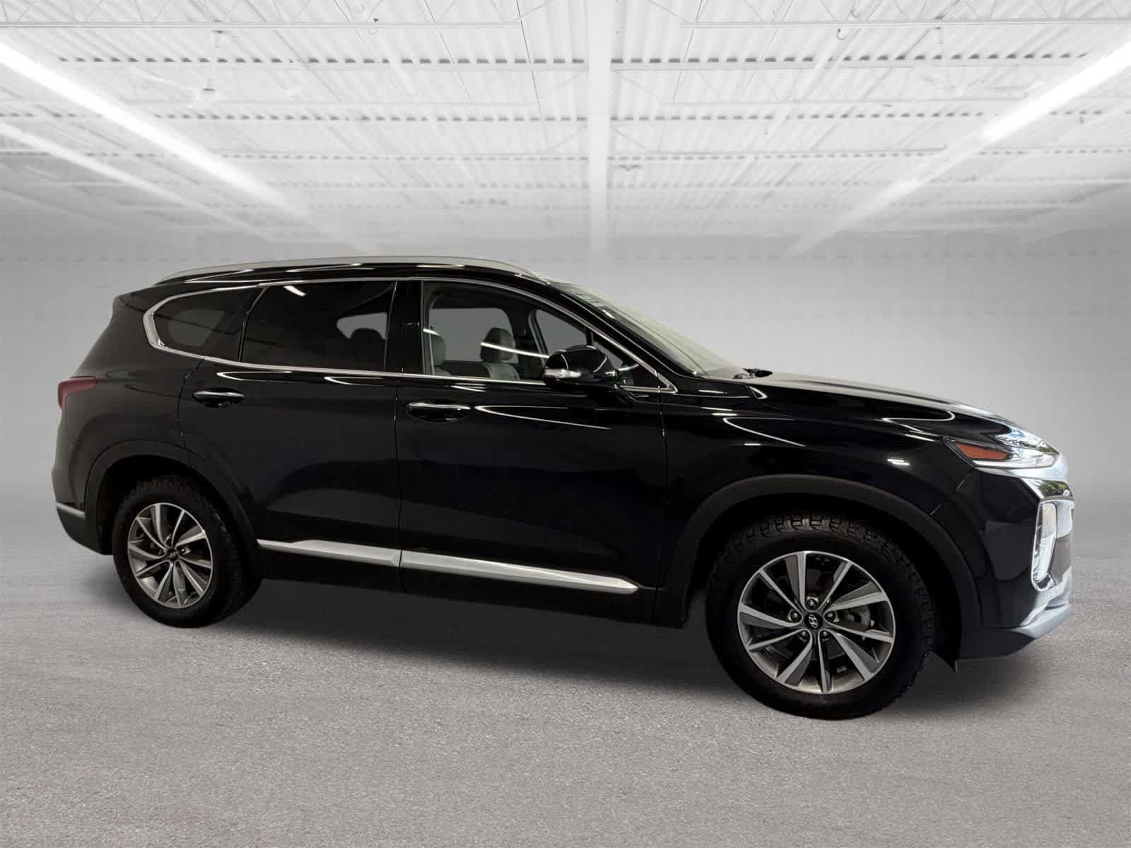 Used 2020 Hyundai Santa Fe SEL w/ Convenience + Premium Package AWD/4WD image 7