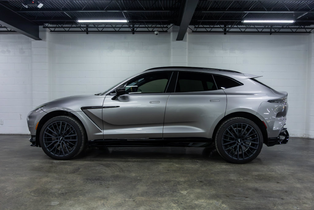 Used 2026 Aston Martin DBX 707 AWD/4WD image 18