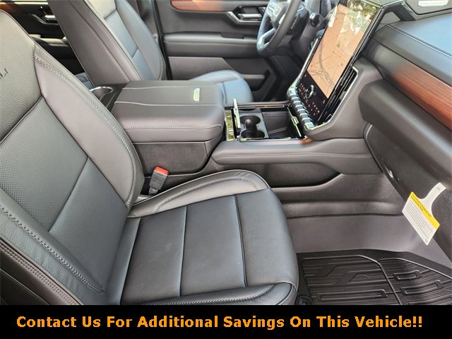 New 2026 GMC Yukon XL Denali w/ Sun & Power Step Package image 10