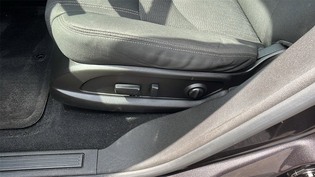 Used 2016 Chevrolet Traverse LT w/ Style and Technology Package image 14