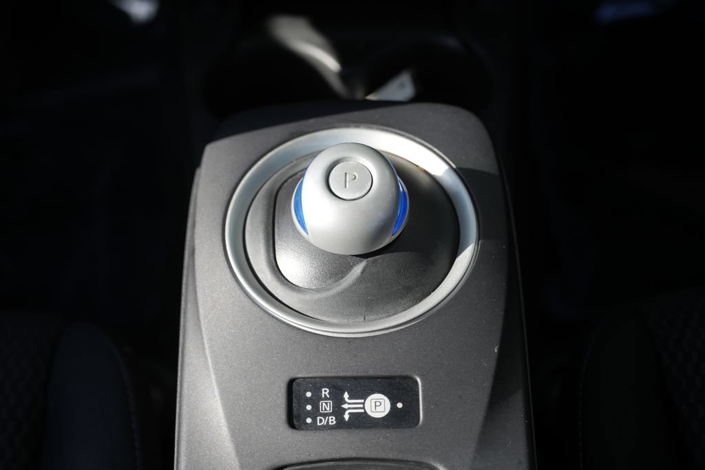 Used 2017 Nissan Leaf S w/ Charge Package FWD image 38