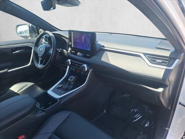 Certified 2024 Toyota RAV4 XSE w/ Weather Package AWD/4WD image 20