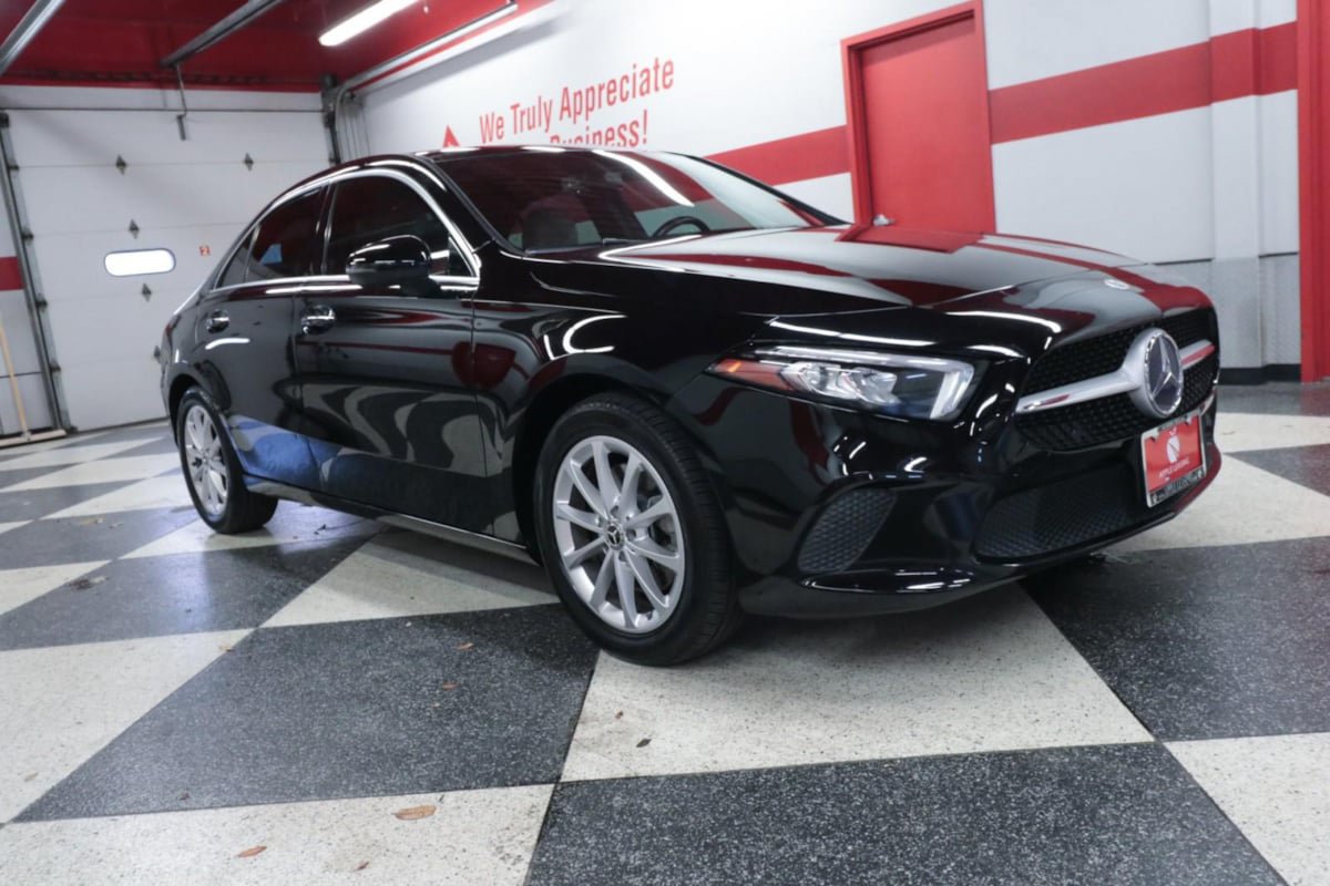 Used 2019 Mercedes-Benz A 220 image 2