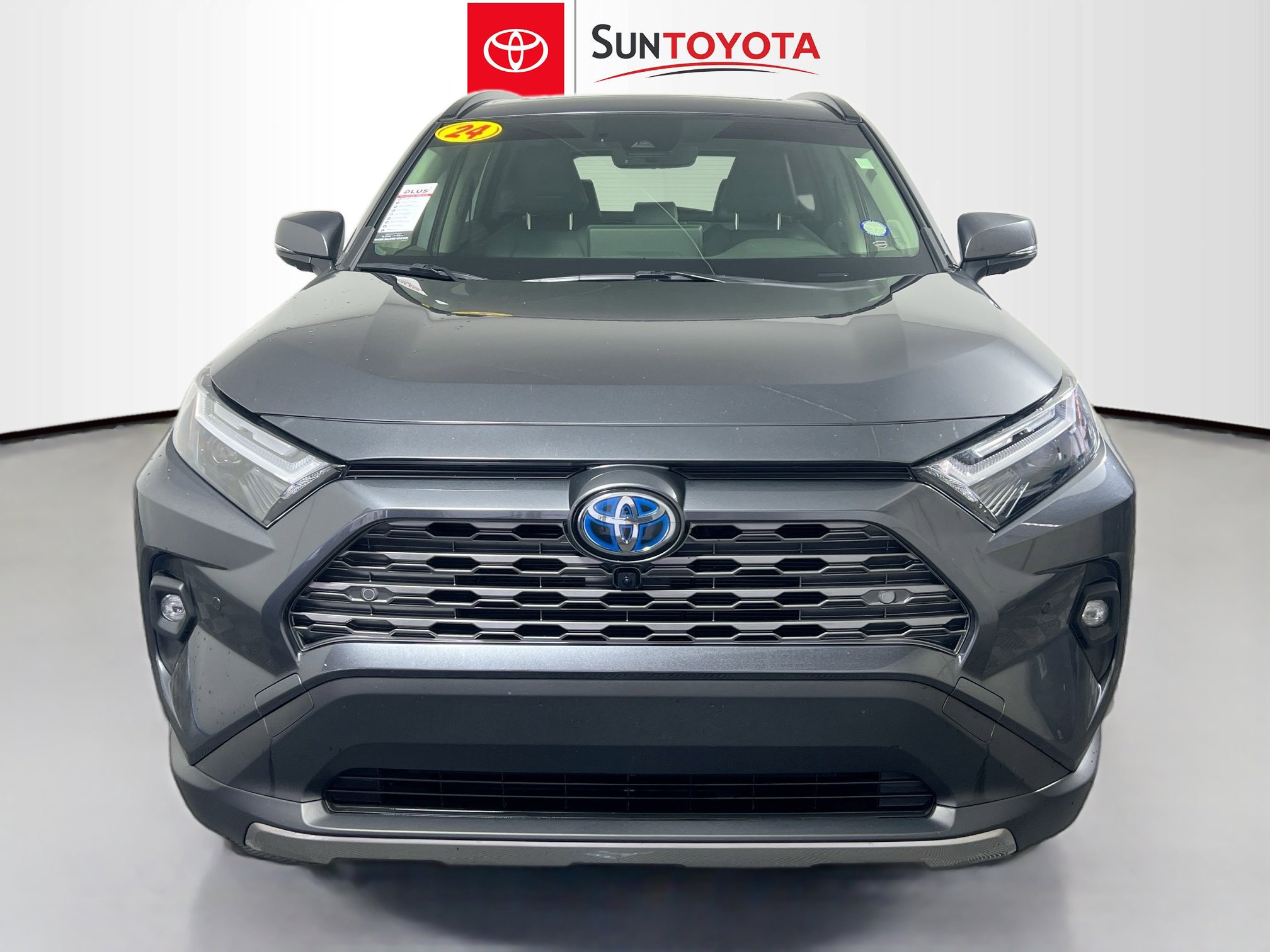 Used 2024 Toyota RAV4 Limited image 10