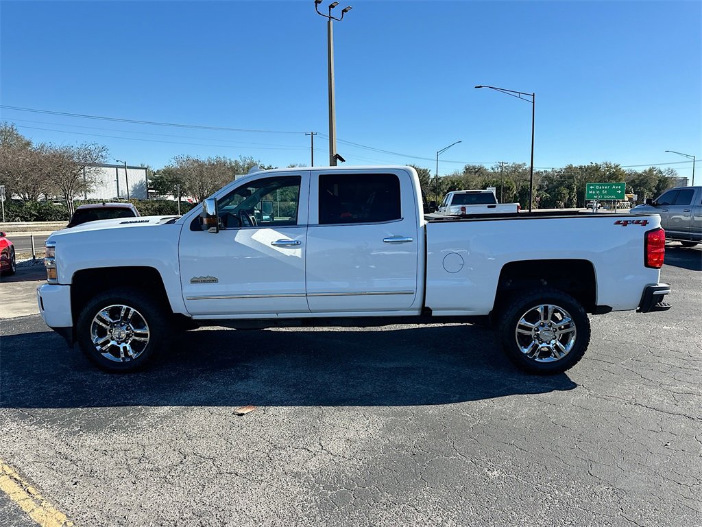 Used 2019 Chevrolet Silverado 2500 High Country w/ Duramax Plus Package image 8
