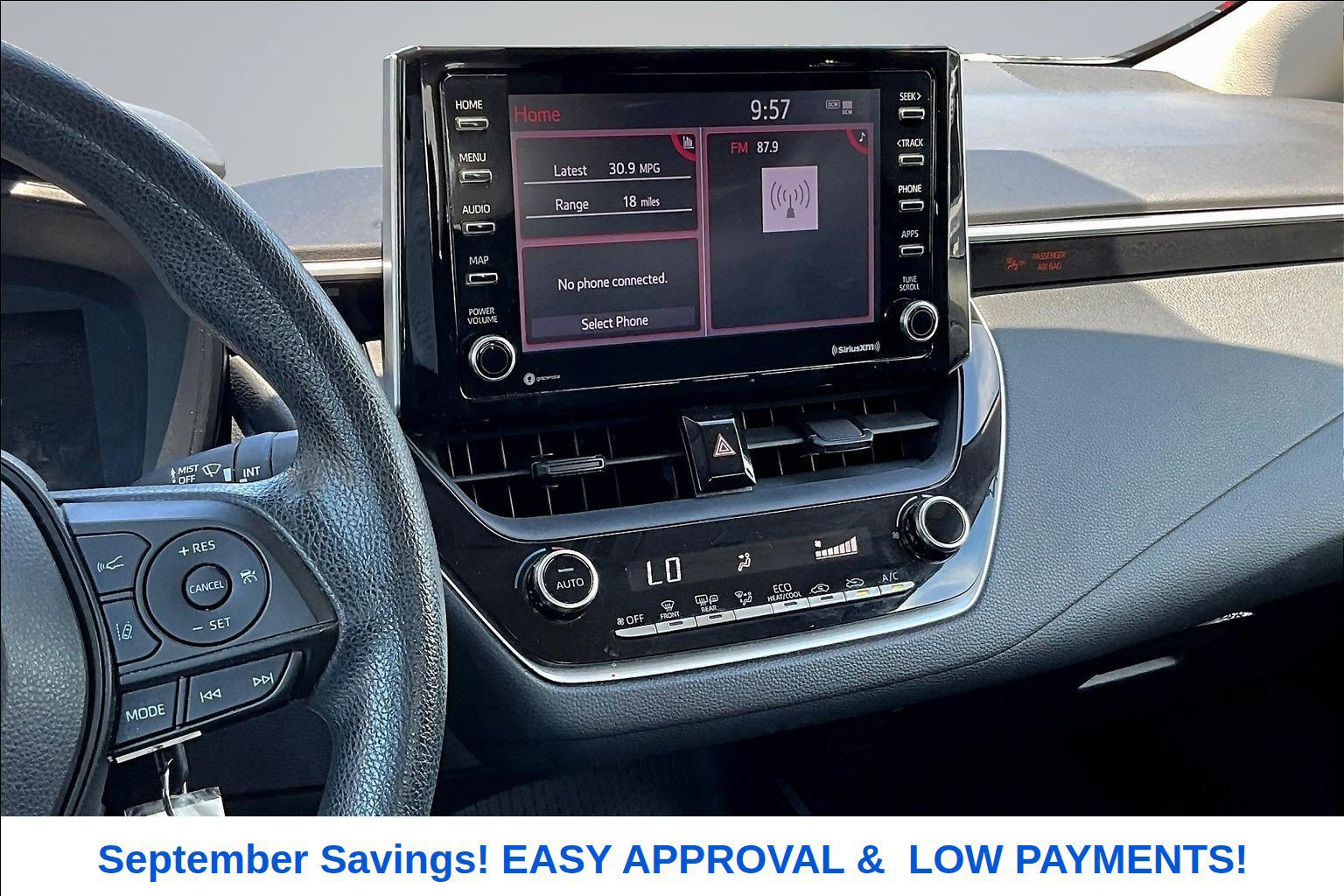 Used 2021 Toyota Corolla LE FWD image 9