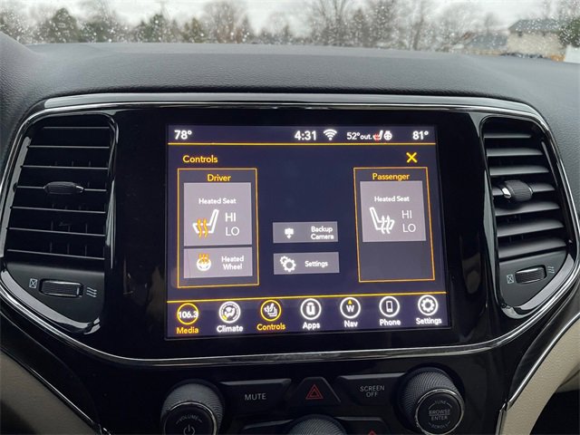 Used 2020 Jeep Grand Cherokee Limited image 17