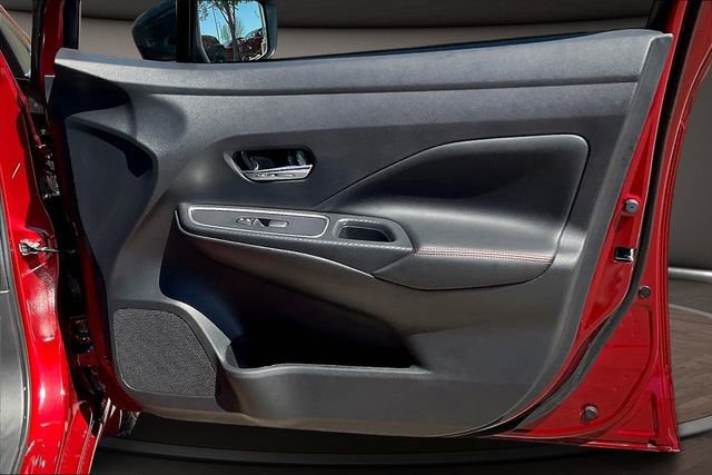 Certified 2025 Nissan Versa SR w/ Trunk Package image 22