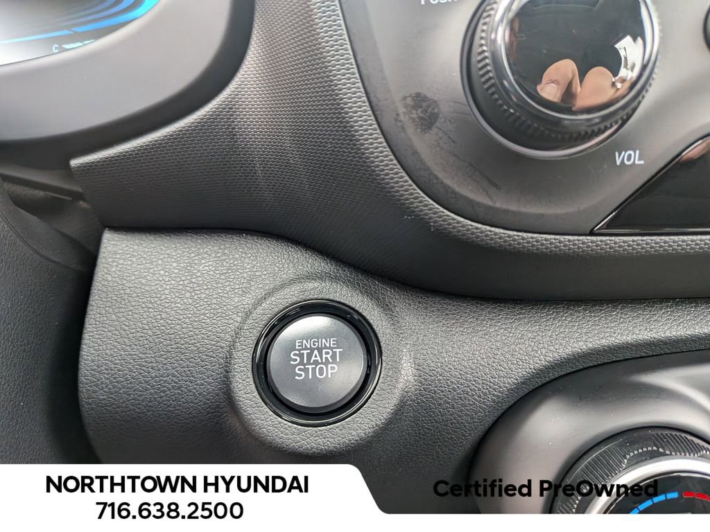Certified 2026 Hyundai Venue SEL image 20