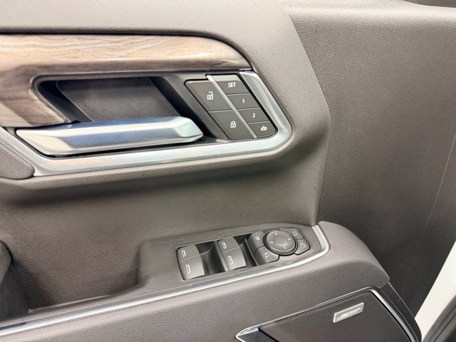 Certified 2025 Chevrolet Silverado 1500 LTZ w/ LTZ Premium Package AWD/4WD image 21