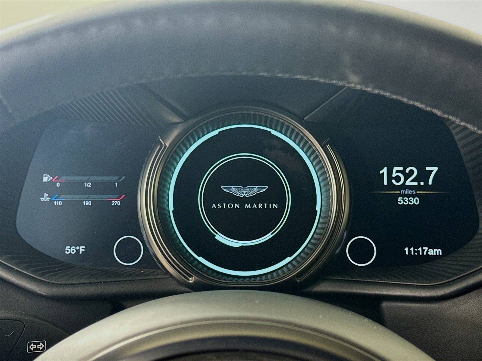 Used 2022 Aston Martin DB11 Coupe image 12