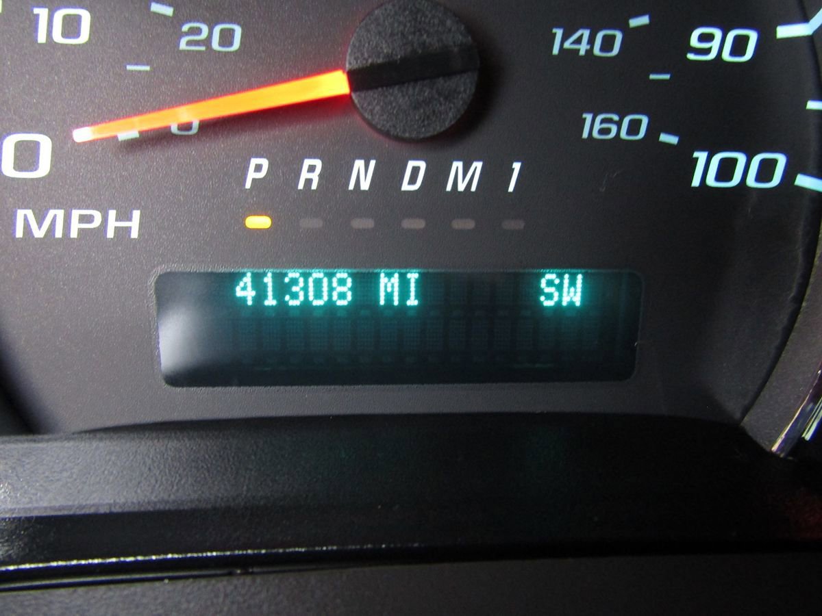 Used 2023 GMC Savana 3500 LS image 13