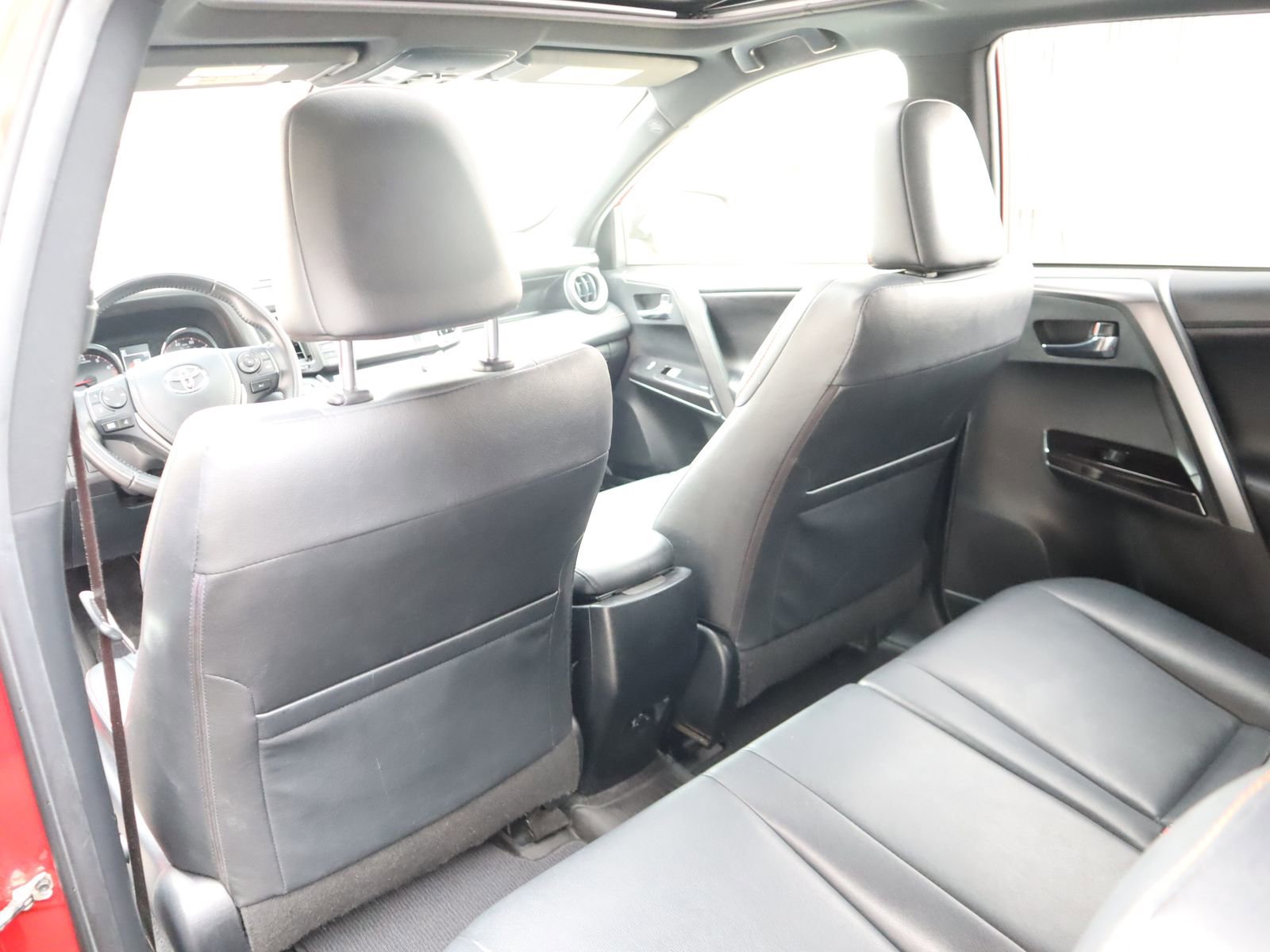 Used 2017 Toyota RAV4 SE w/ Advanced Technology Package AWD/4WD image 48