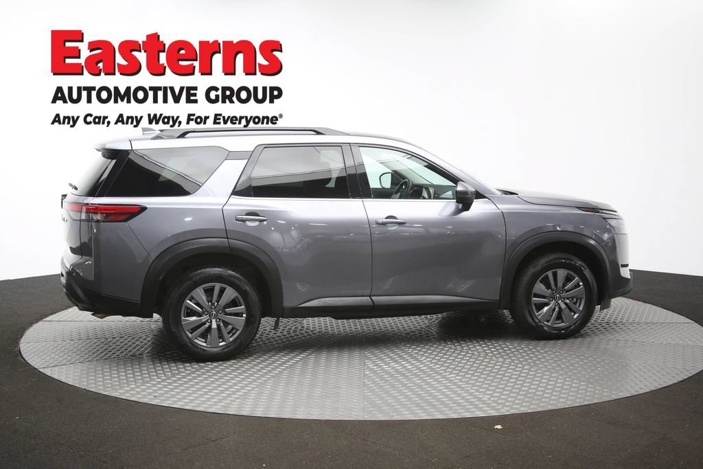 Used 2025 Nissan Pathfinder SV FWD image 44