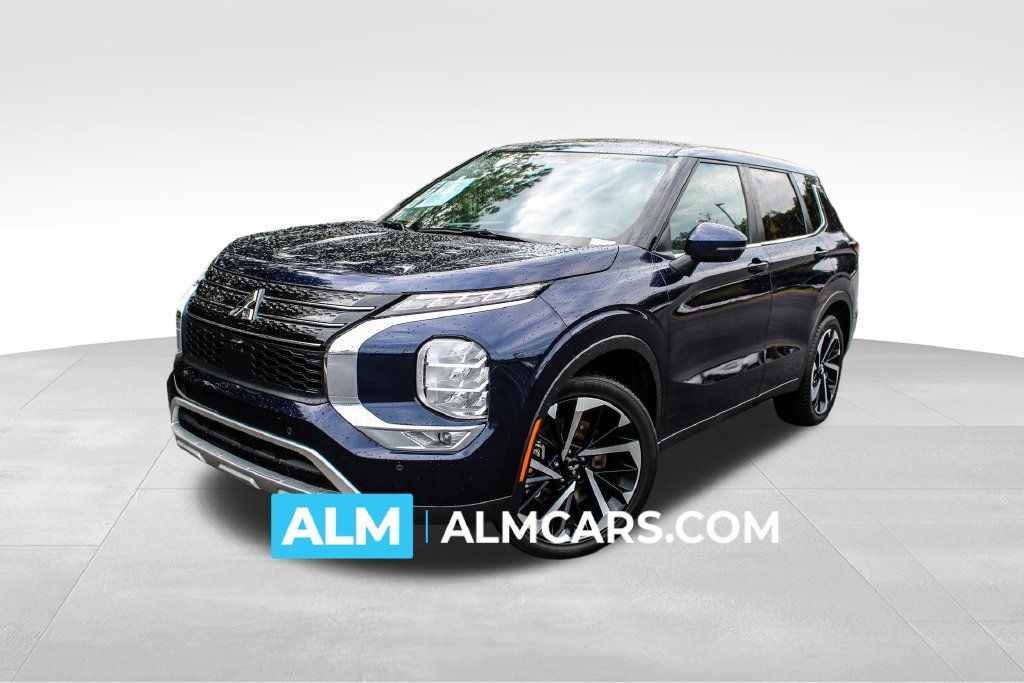 Used 2024 Mitsubishi Outlander SE