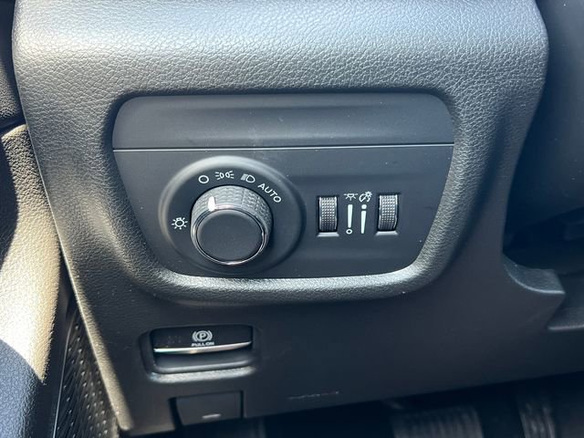 New 2026 Jeep Grand Cherokee Laredo X AWD/4WD image 17