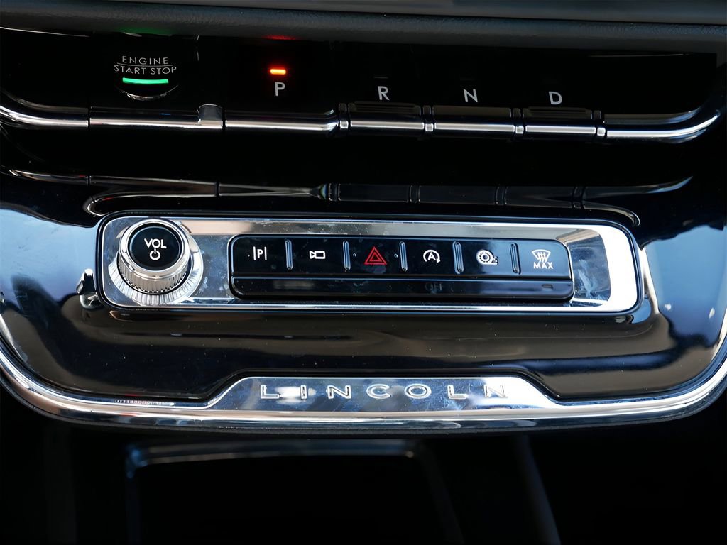 Used 2023 Lincoln Corsair Reserve w/ Equipment Group 201A AWD/4WD image 22