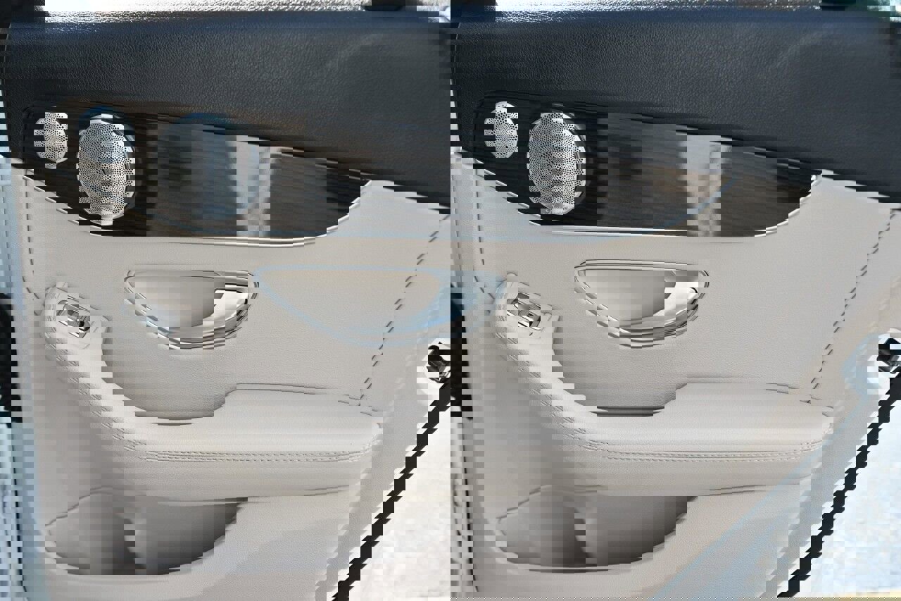 Used 2021 Mercedes-Benz C 300 Sedan w/ Premium Package image 14