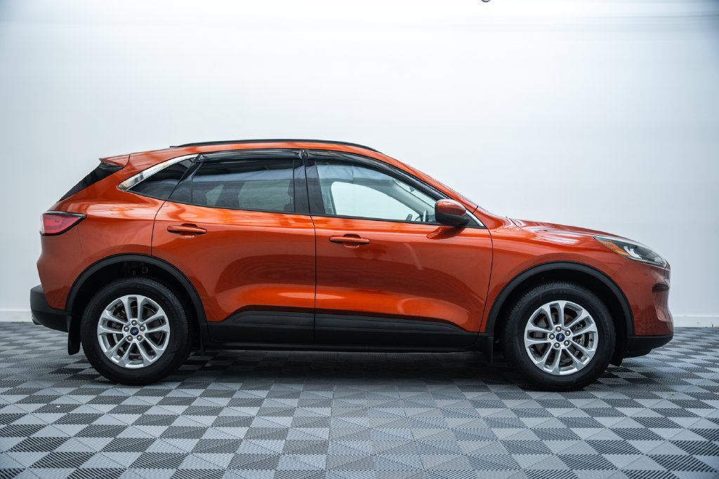 Used 2020 Ford Escape SE AWD/4WD image 4