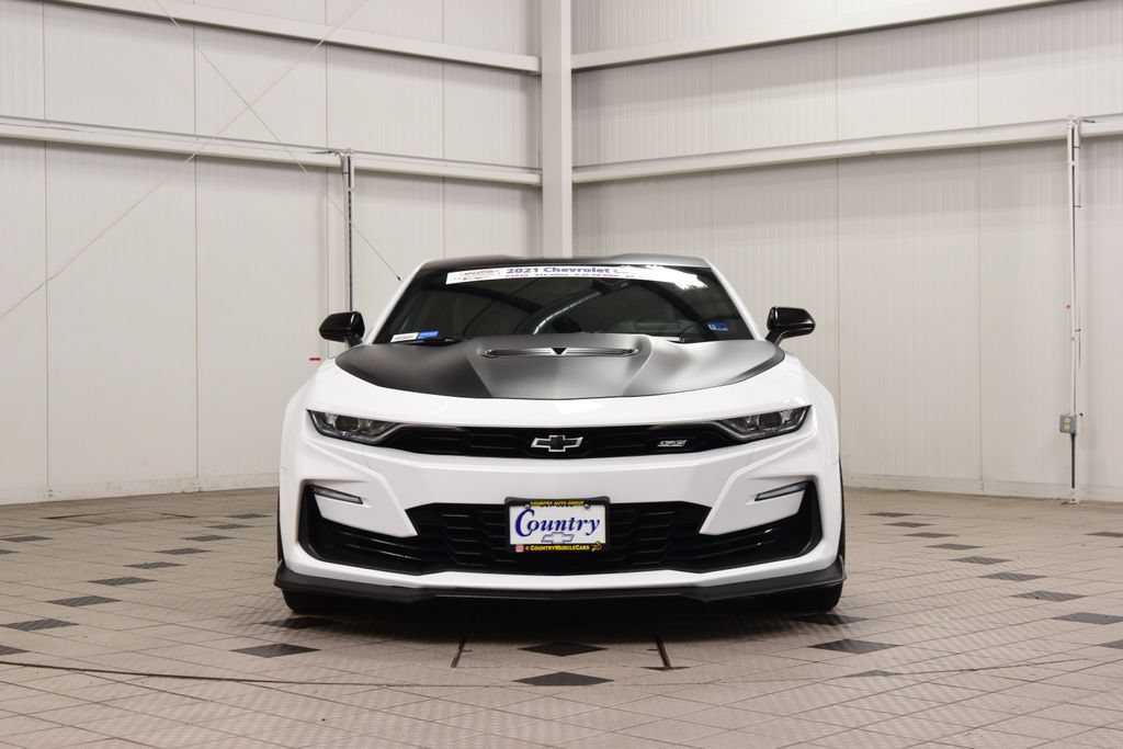 Used 2021 Chevrolet Camaro SS RWD image 2