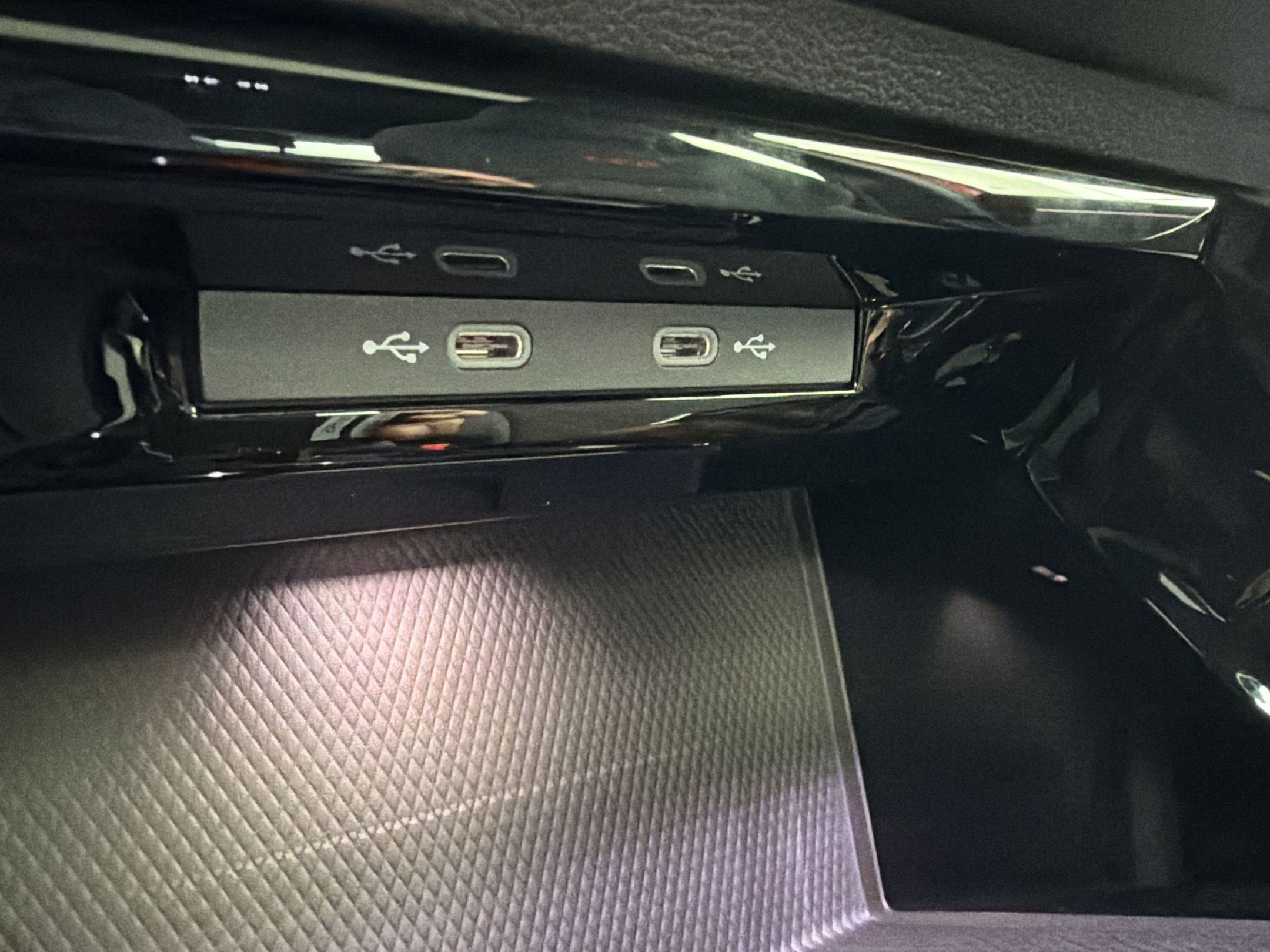 New 2026 Volkswagen Golf SE image 32