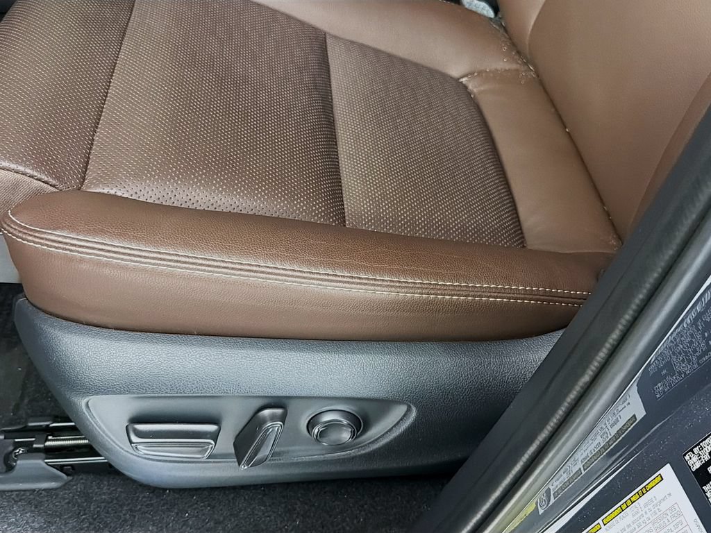 Used 2026 Toyota Land Cruiser w/ Premium Package AWD/4WD image 24