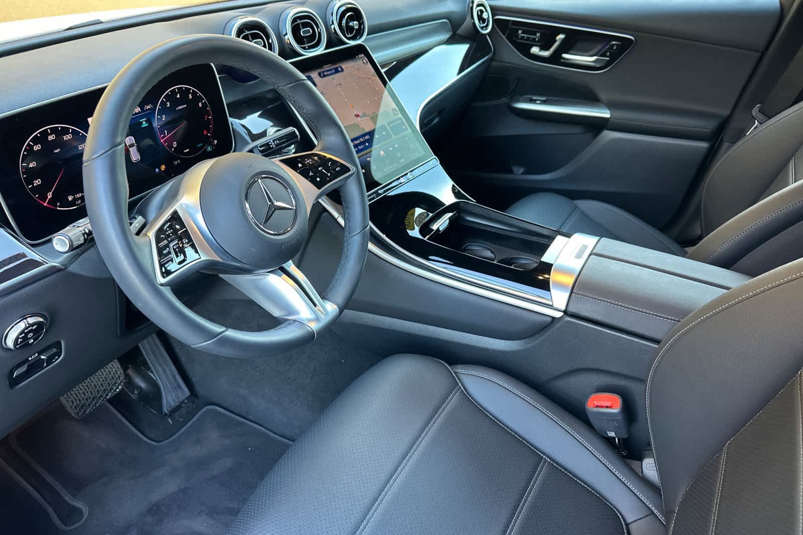Certified 2026 Mercedes-Benz GLC 300 4MATIC image 9