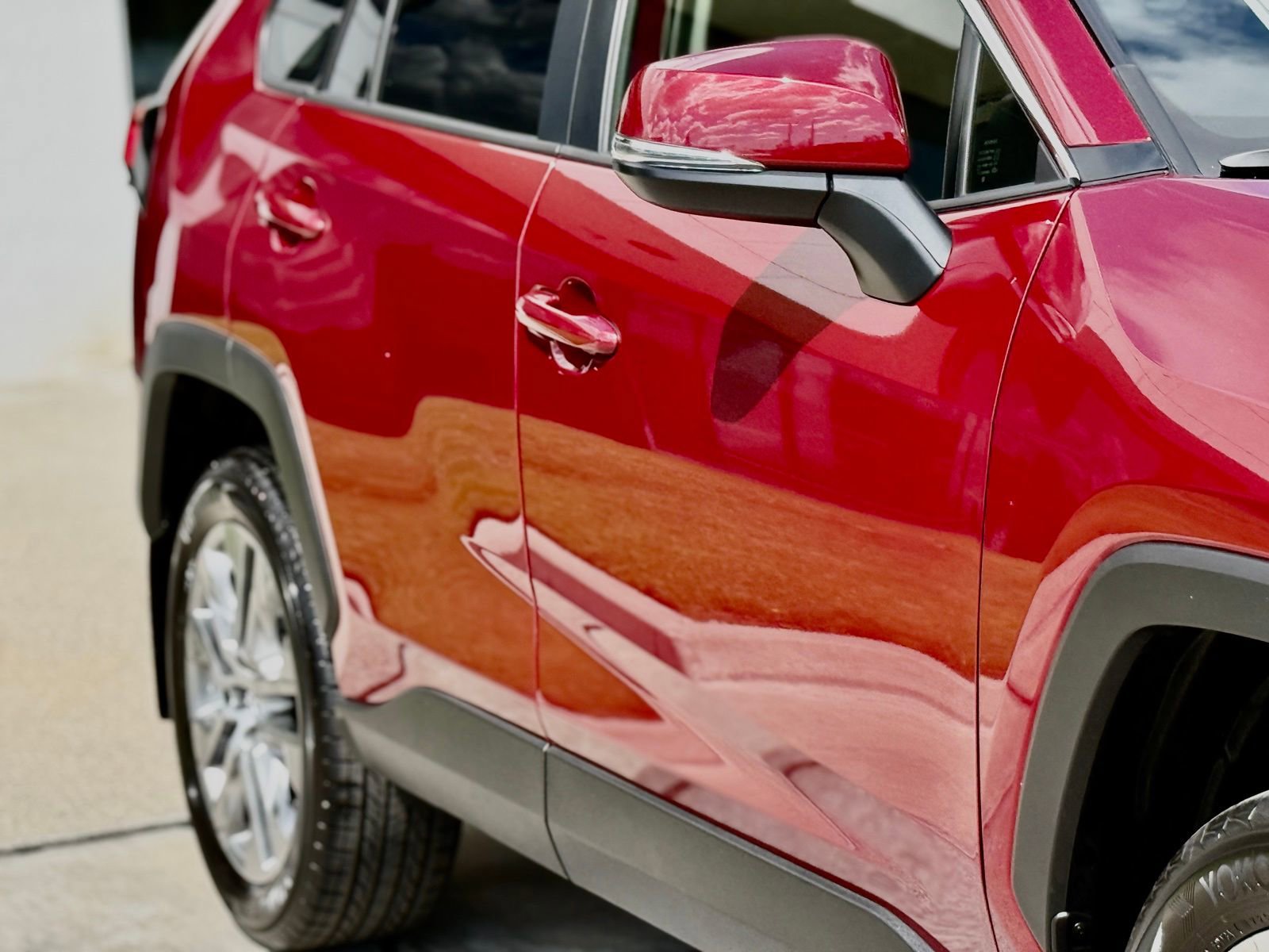 Used 2025 Toyota RAV4 XLE Premium w/ Weather Package FWD image 9