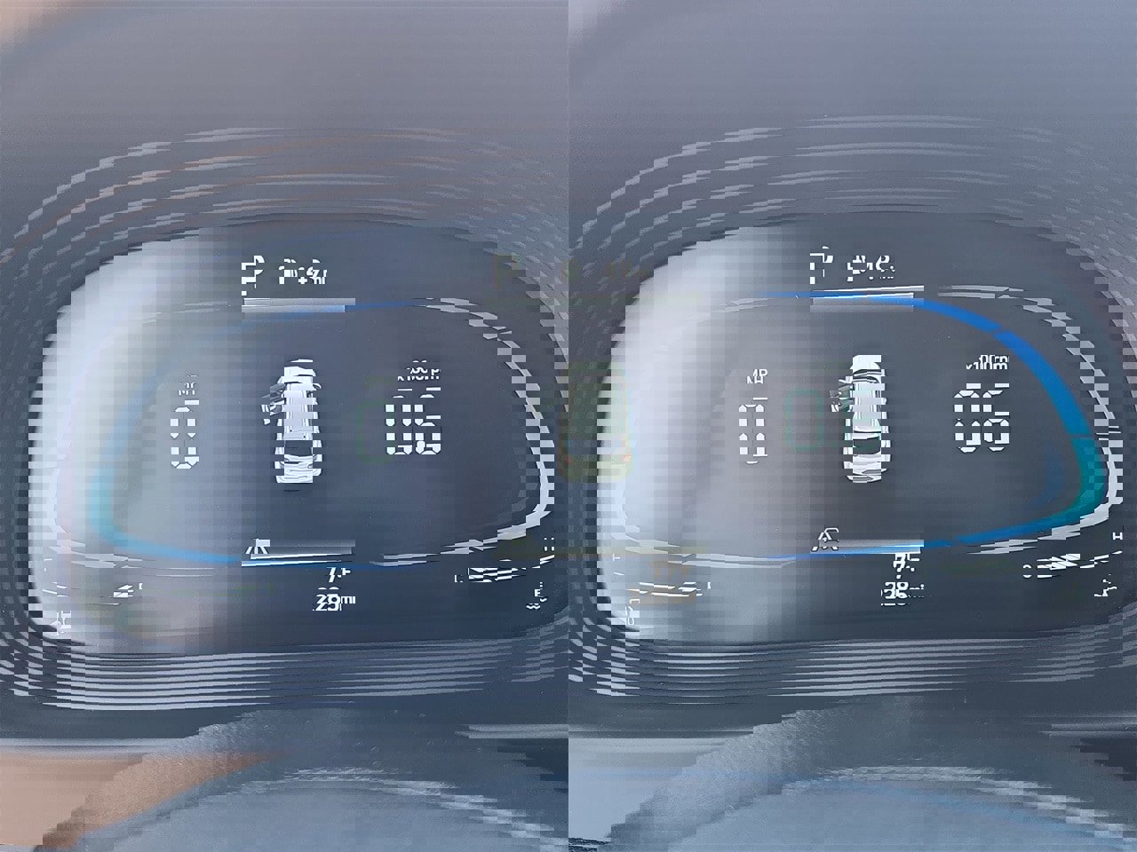 Used 2025 Hyundai Venue SE image 18