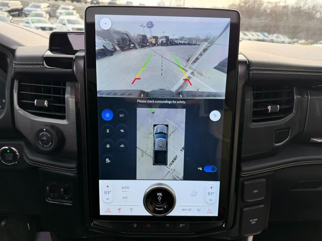 Used 2022 Ford F150 Lightning Platinum image 25