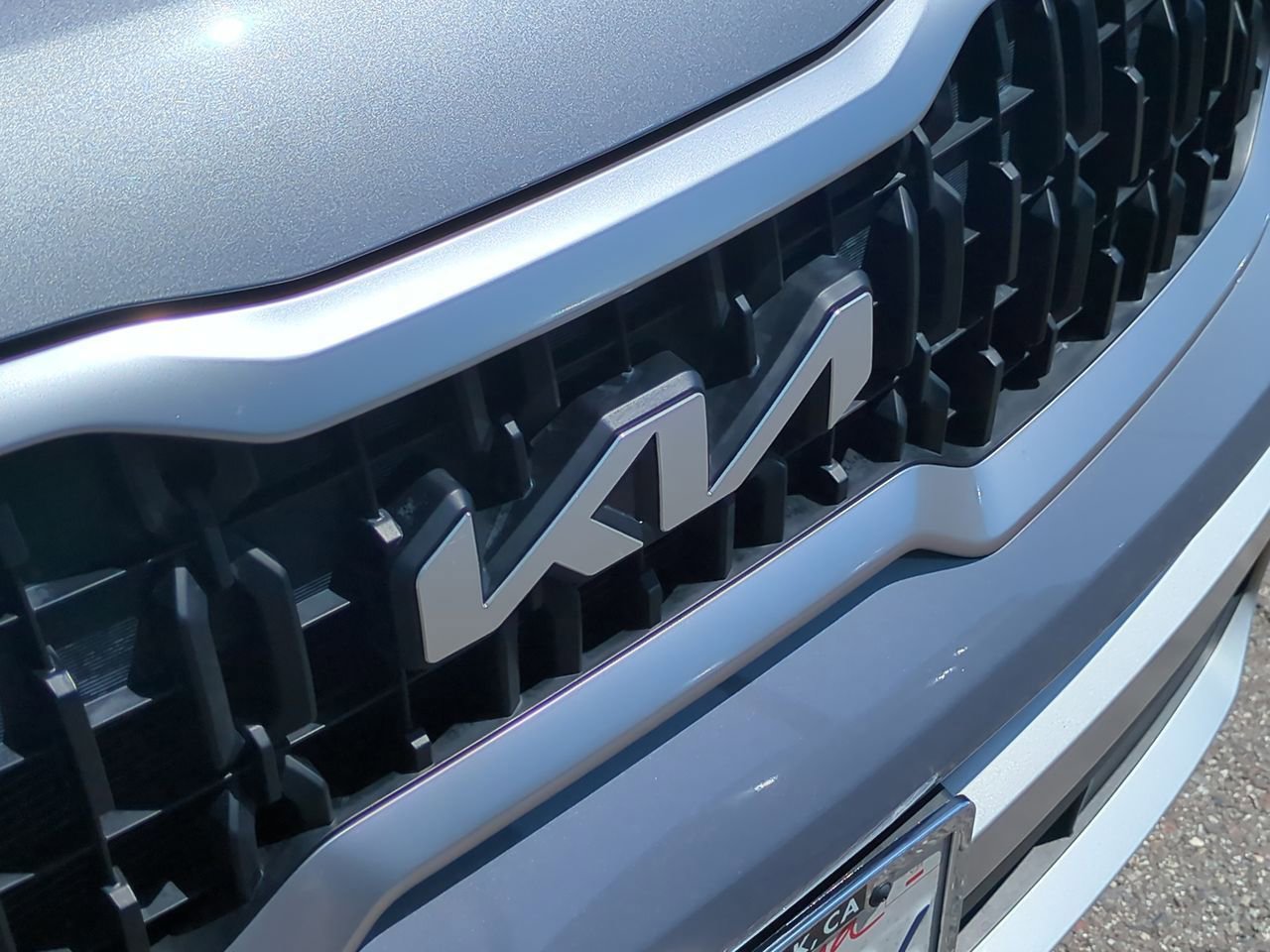 Used 2024 Kia Telluride LX FWD image 29